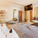 Πανσιόν Goldbachmuehle 3*